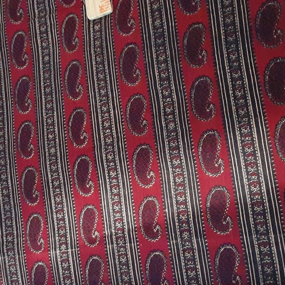 Fabric - Picture 5 of 6